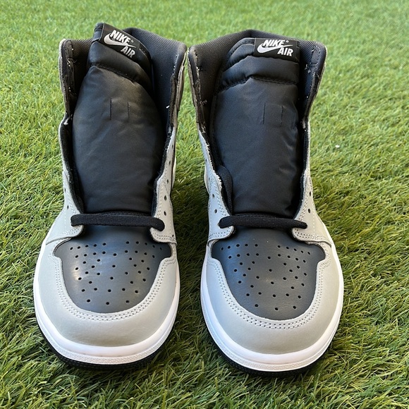 Air Jordan 1 Retro High OG - Picture 2 of 5